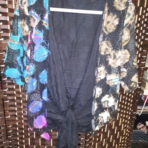 Colorful Boho Bolero Style Top Sz Large - Picture 2 of 8